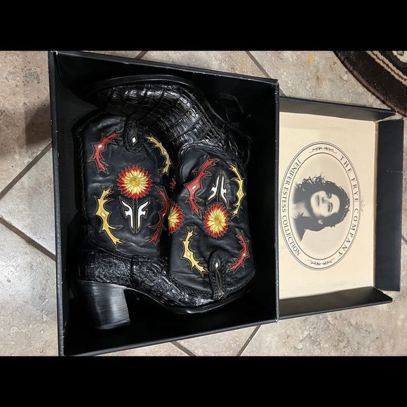 Frye-10- Fit like a 9–Hope Alligator Boots- Like 🆕 - Picture 3 of 9